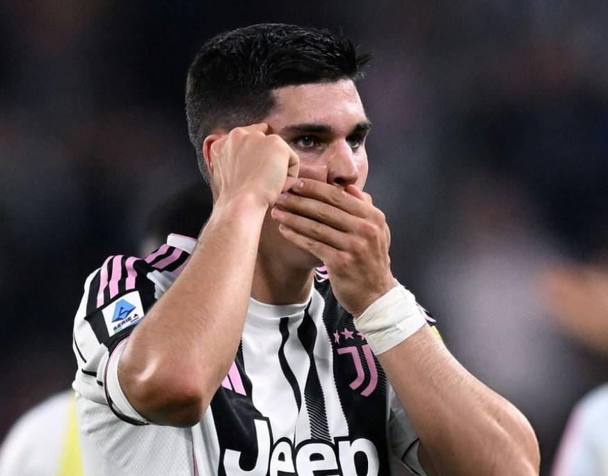 世界杯客户端安装说明-斯基拉：多队开出租借6个月的报价，但阿季奇仍想留在尤文